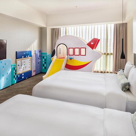 Hsin Hotel Chiayi Eksteriør billede Family room