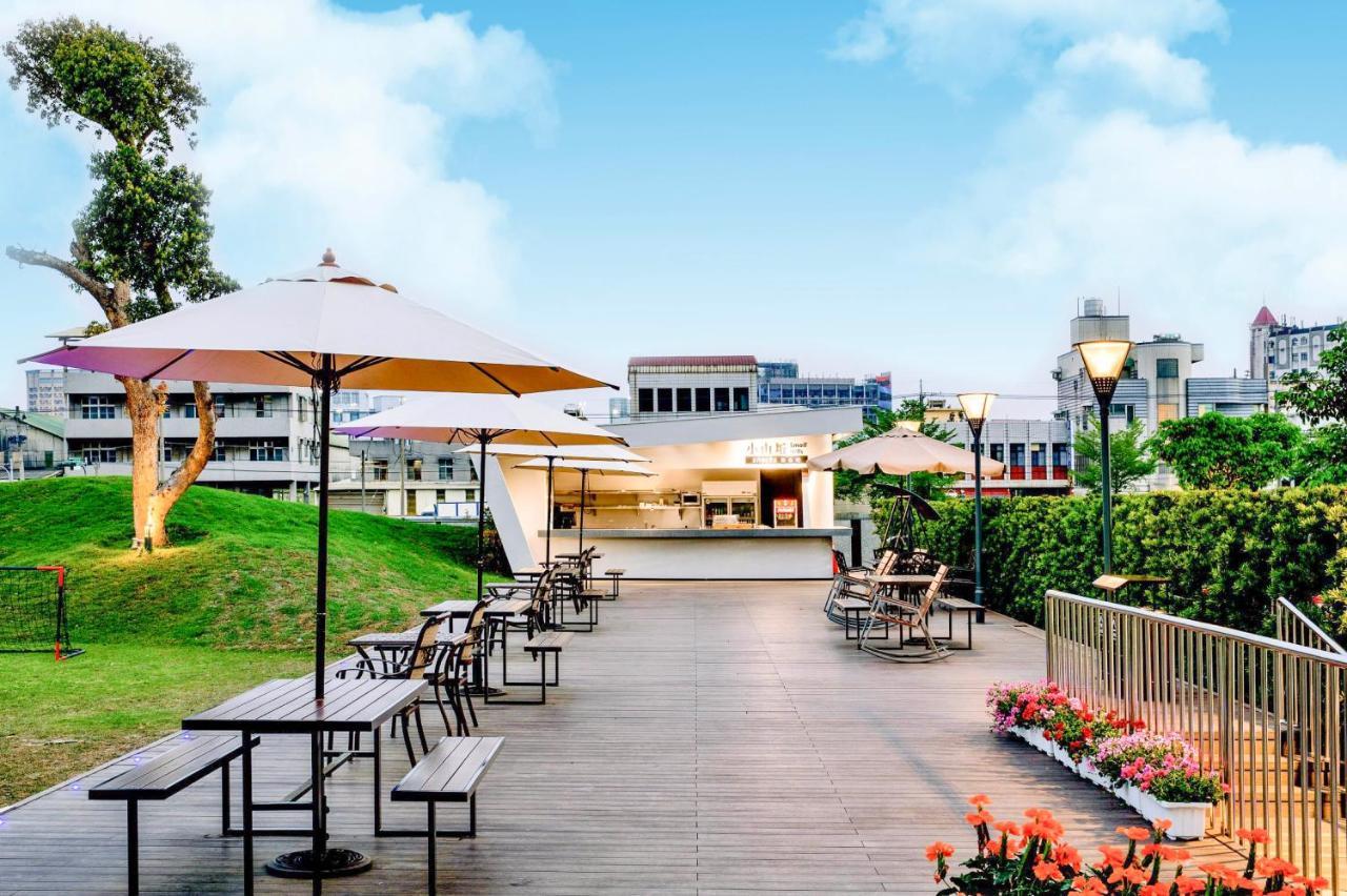 Hsin Hotel Chiayi Eksteriør billede The campus
