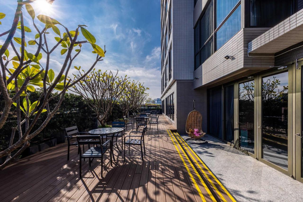 Hsin Hotel Chiayi Eksteriør billede Sky Garden