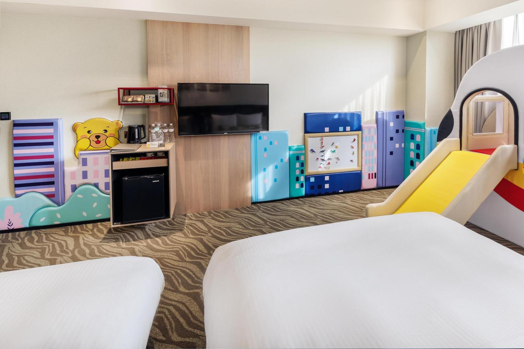 Hsin Hotel Chiayi Eksteriør billede Family Suite