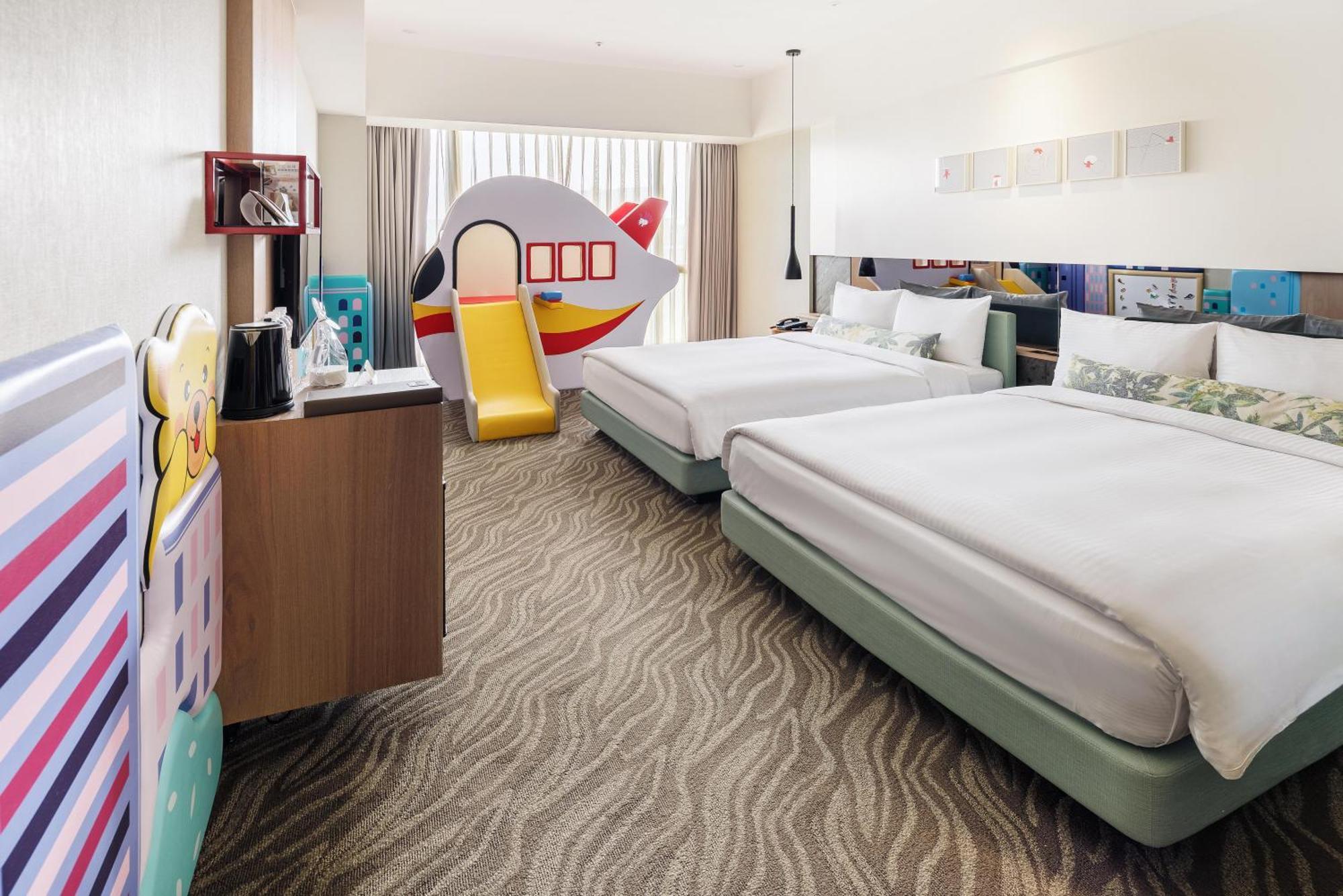 Hsin Hotel Chiayi Eksteriør billede Family room