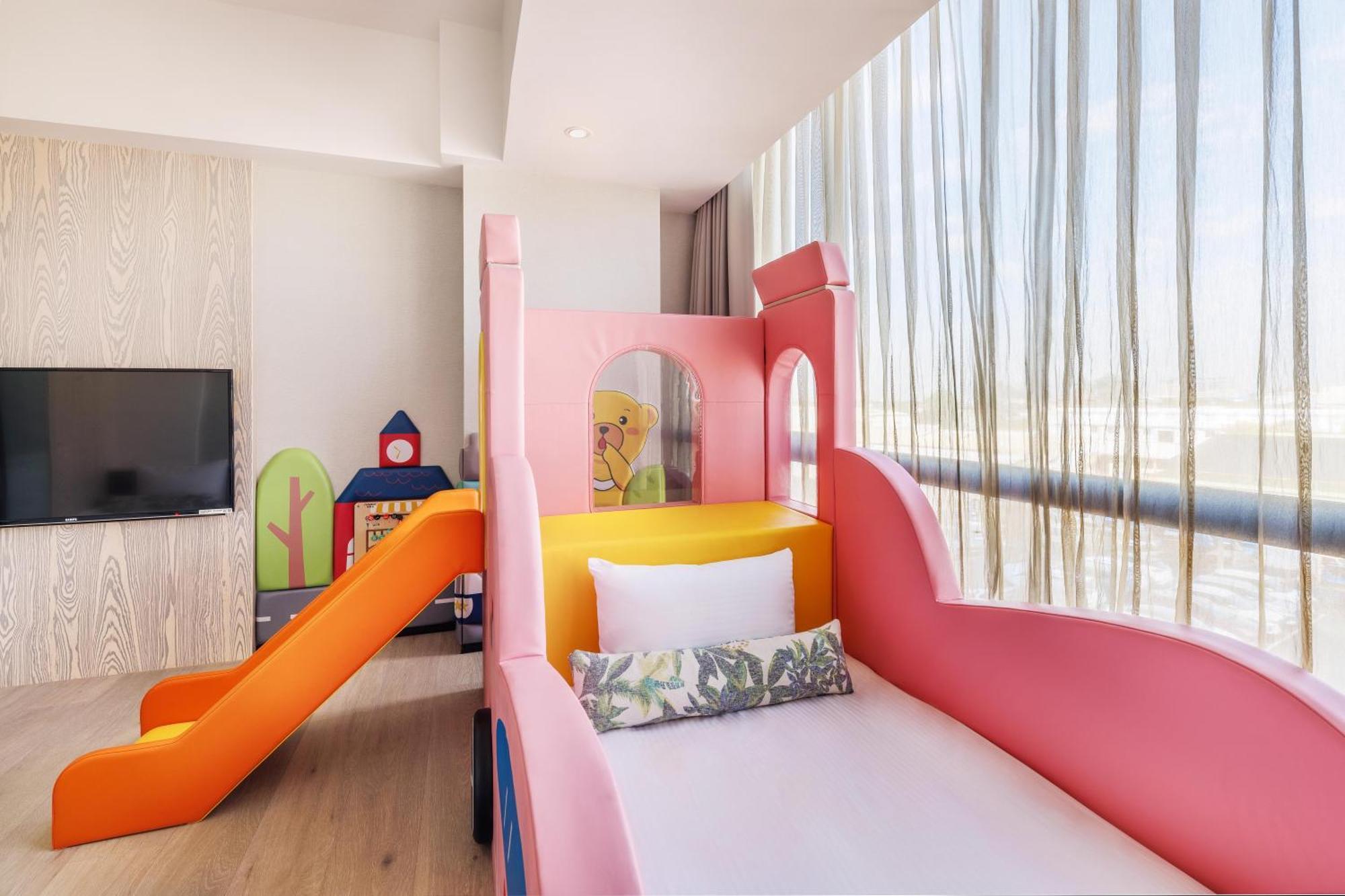 Hsin Hotel Chiayi Eksteriør billede Family Suite